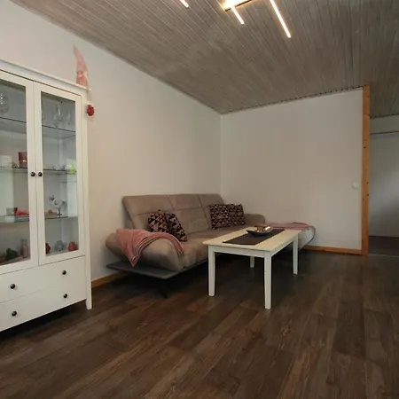 Prázdninový dům In With Garden Furniture